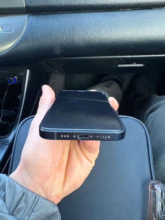 Айфон 12. 128 гб