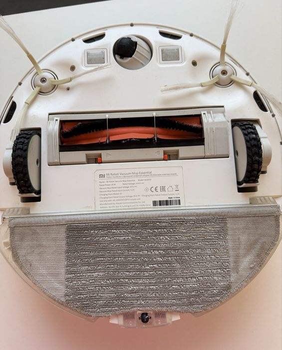 Робот пылесос Mi Robot Vacuum Mop Essential