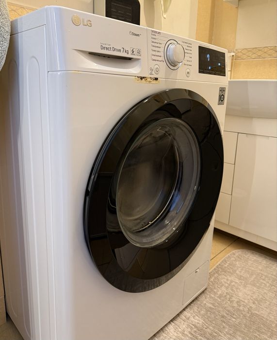 Продам стиральную машину LG