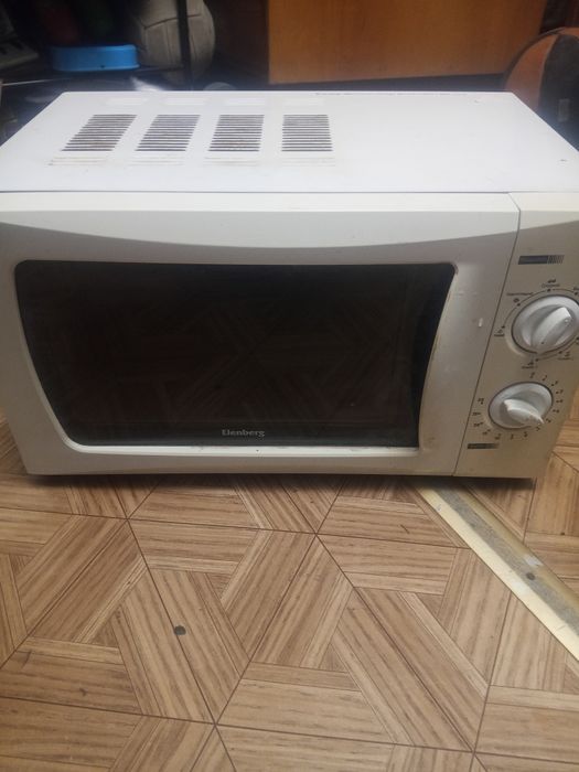 Микроволновка рабочая