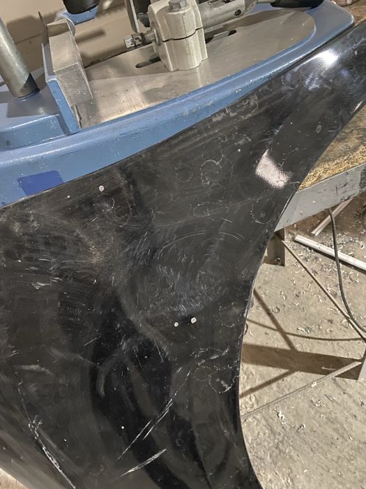 Левый крыло 50 камри