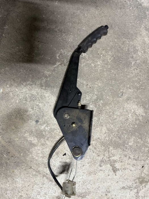 pompa frana cu  pedala provenit de pe Dumper