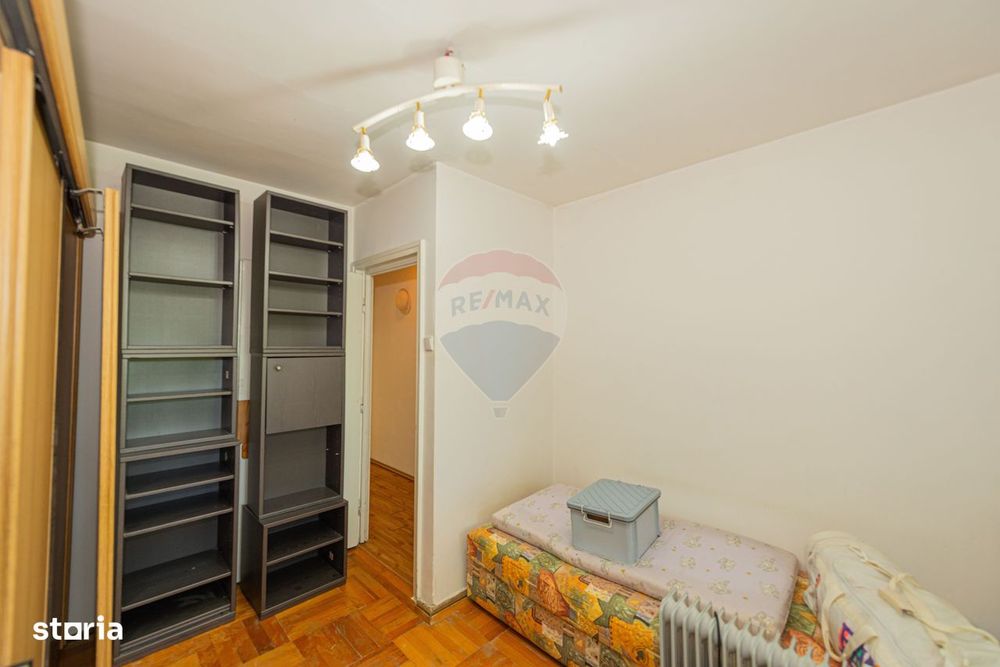 Apartament cu 3 camere de vanzare, 57 mp, Auchan Crangasi, zona verde