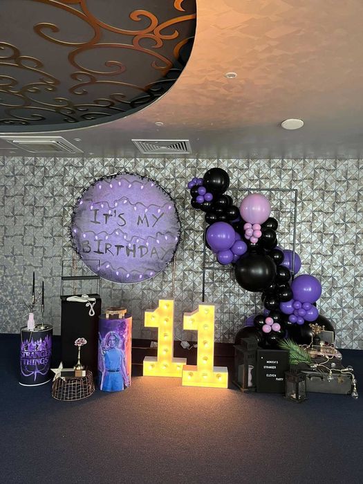 Златна кръгла арка, френска арка, помощни масички - под наем