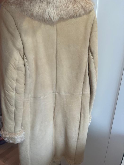 Vand haina de blana de oaie italiana!!!