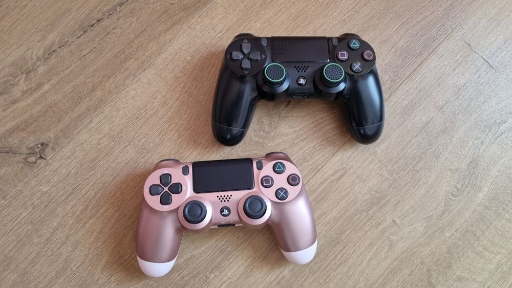 Продавам плейстейшън 4 pro