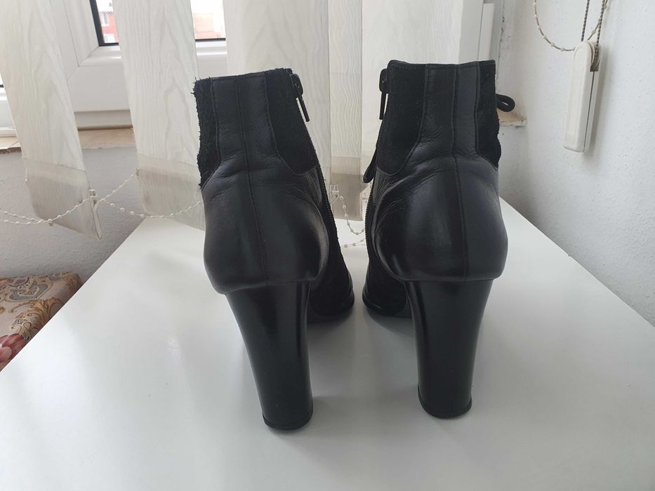 Botine din piele naturală foarte comode