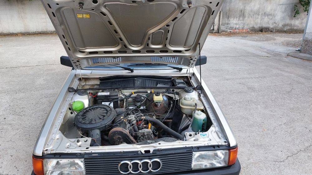 Audi 80 cc 1.6  1985г.