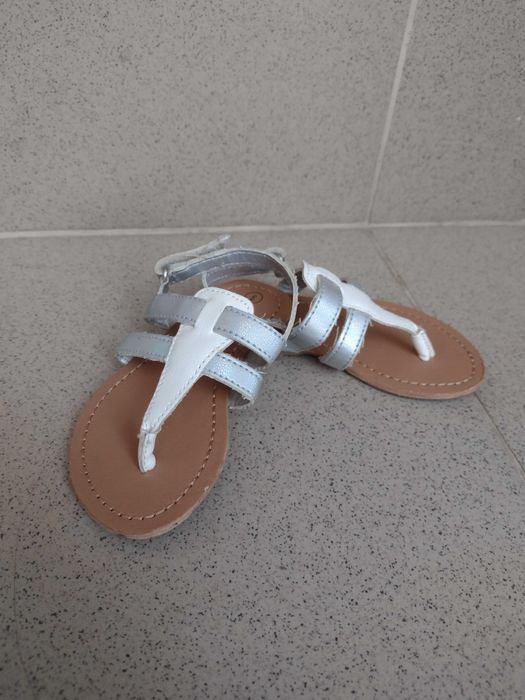 Sandalute pentru fetite, cu arici, NOI FARA ETICHETA, masura 22