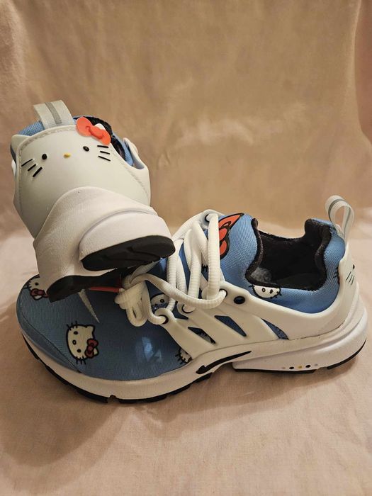 Детски маратонки NIKE, HELLO KITTY 100 % ОРИГИНАЛНИ