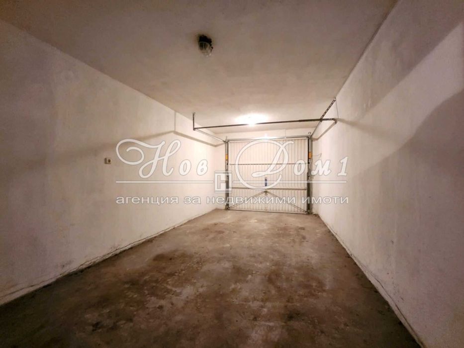 Продава се Тристаен апартамент в София, Хладилника - 115 кв.м за 3783 €/кв.м - Снимка #18