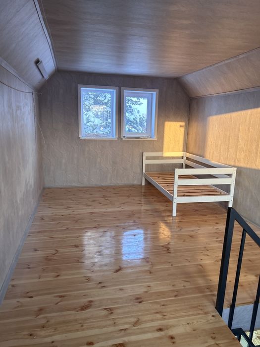 Продам зимнюю дачу с мансардой