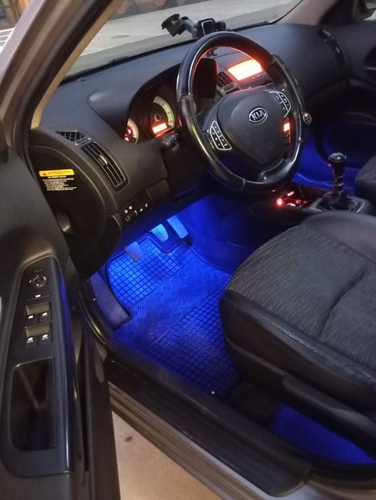KIA ceed  1.6 CRDI