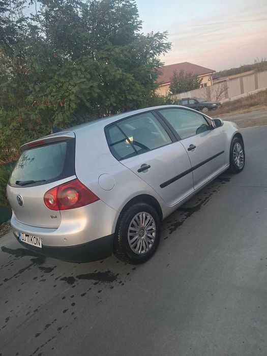 VOLKSWAGEN Golf 2005 — imagine 4