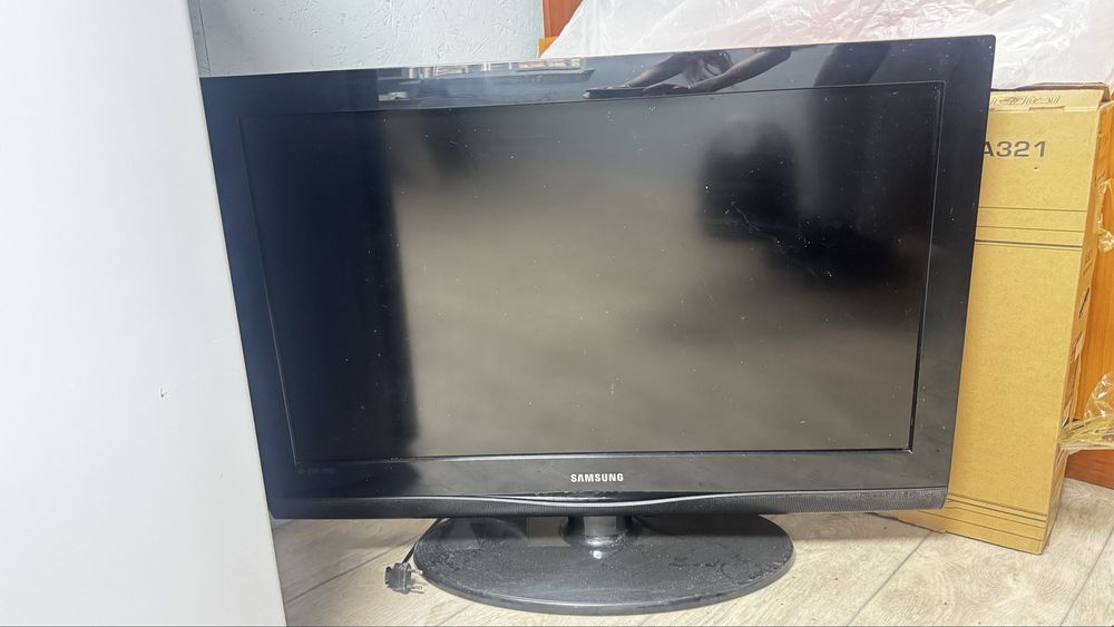Продам телевизор “Samsung”