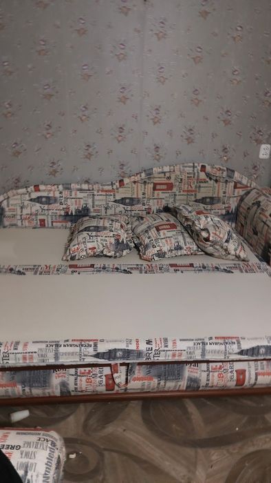 Продается диван с креслом