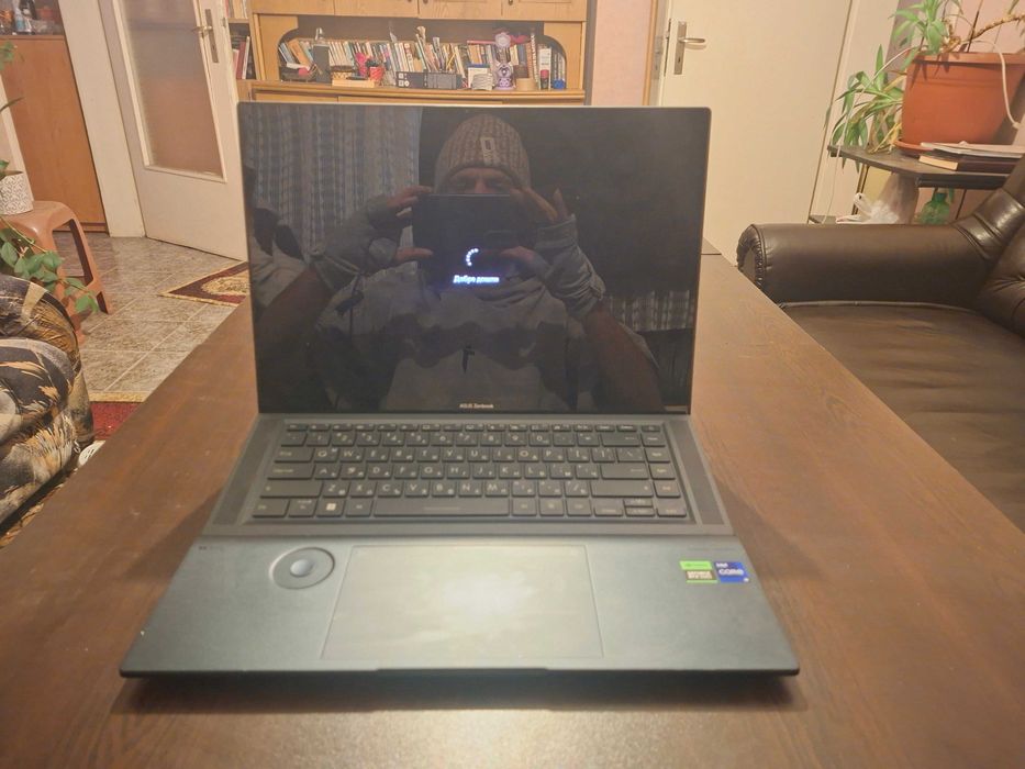 Zenbook Pro 16' OLED RTX4070/Iris Xe  i9_13900H геймърски и сериозен лаптоп
