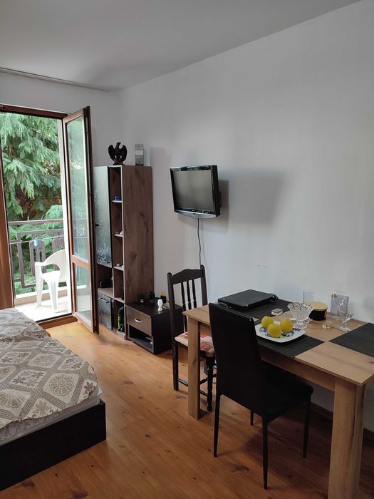 Дава се под наем Едностаен апартамент в Свети Влас - 40 кв.м за 298.86 € - Снимка #2