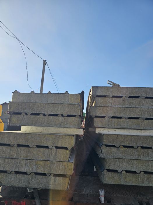 Продам новые сенгвич панели про-во Россия