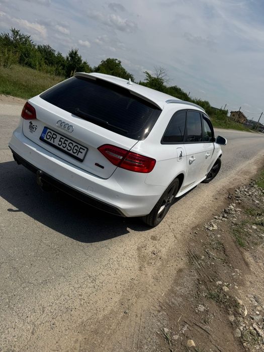 Vand Audi A4 B8 stare excelenta