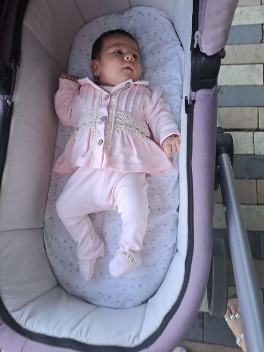 Vând Cărucior copii 3 în 1 Chicco  Best Friend