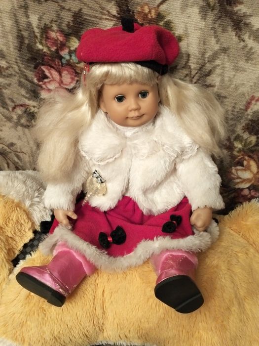 Кукла интерактивная Настя