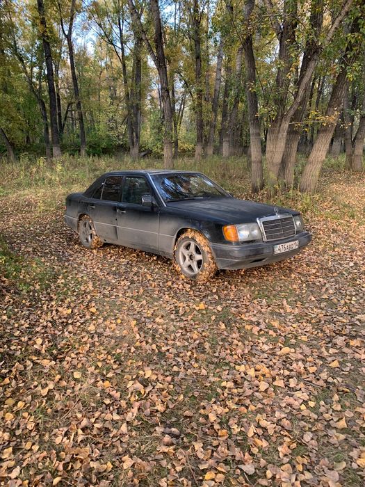 Мерседес 124 Е260