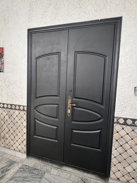Входная дверь 145*240