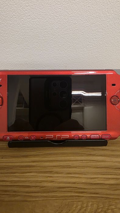Sony PSP 3000, Modat, 550 jocuri, 9 în 1,  gata de joacăony