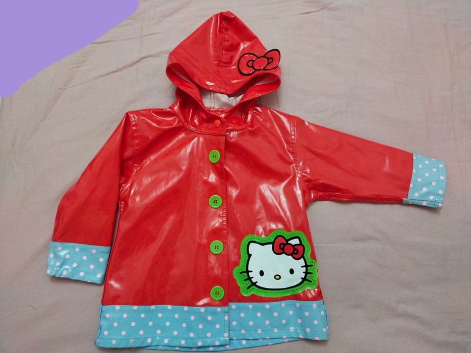 Продам  плащ на девочку