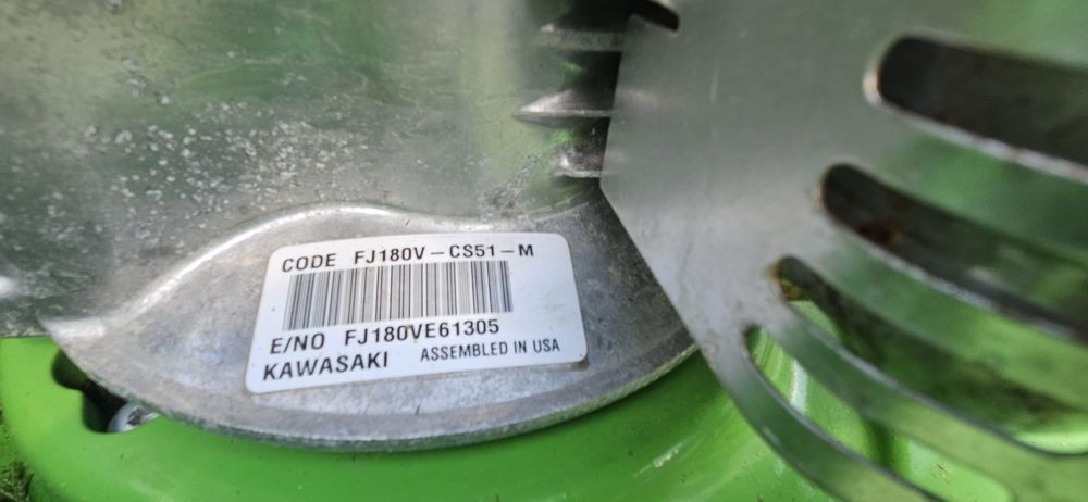 Mașina tuns iarba gazon Viking Kawasaki  6Cp