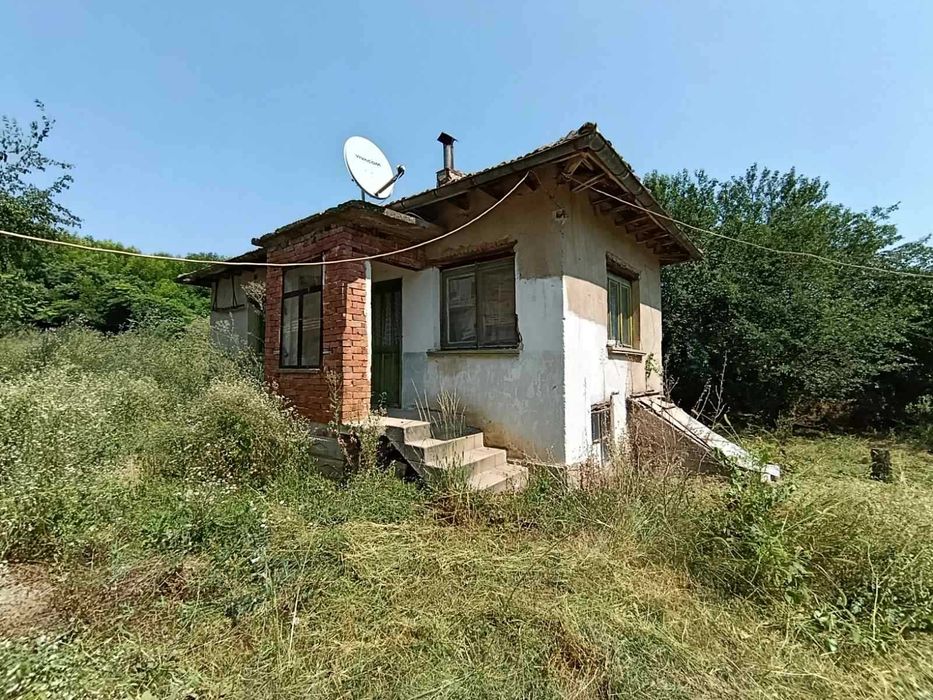 Къща в с. Кулина вода област Плевене