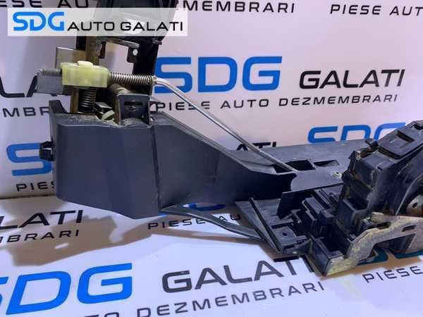 Broasca Incuietoare Usa Portiera Stanga Fata Ford Focus 1 1998 - 2004 Cod 2S4A-A21813-CB 2S4AA21813CB