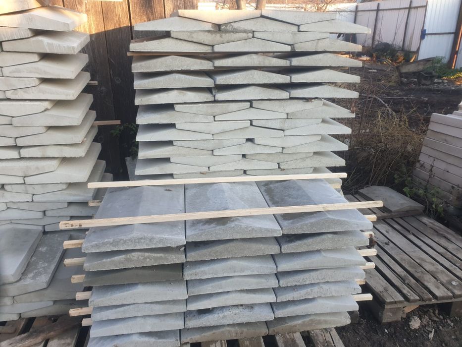 Capace de garc/palarii stal/coame de gard