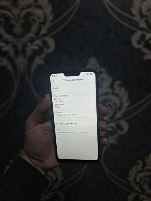 Telefon sotiladi hotira 8/256gb narxi 700ming