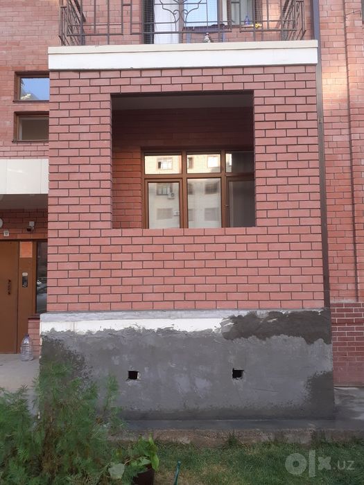 кладка кирпича на балконе