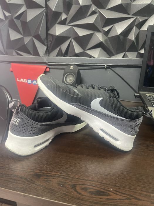 Дамски маратонки Nike Air Max Thea