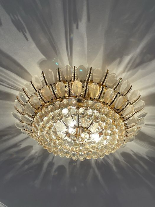 Продам люстры за 10.000тг торг уместен ПИСАТЬ НА ВОТСАП