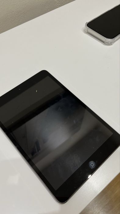 Продам IPad A1432 на запчасти
