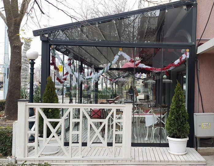 Плъзгаща 5 канална стъклена система безпрофилна