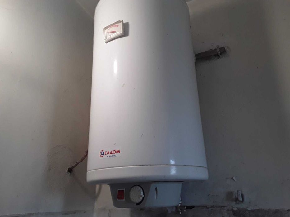 Бойлер 50 литра .