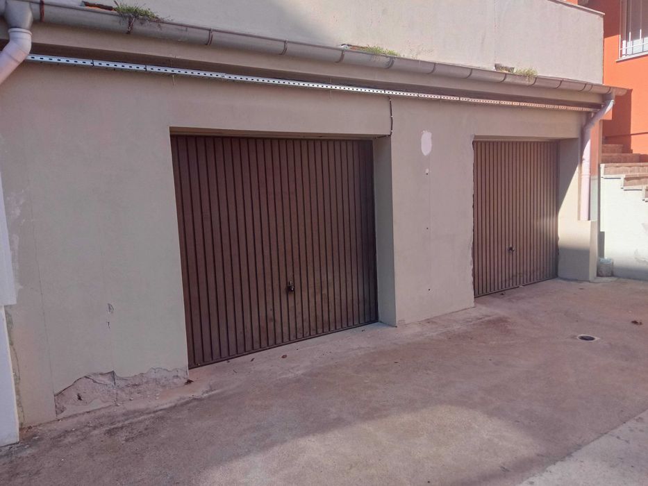 двоен гараж 44кв с ток  надземен