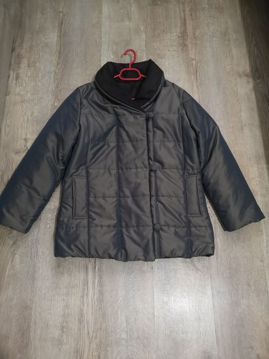 Geacă damă, cu 2 fețe,mărimea M -L.