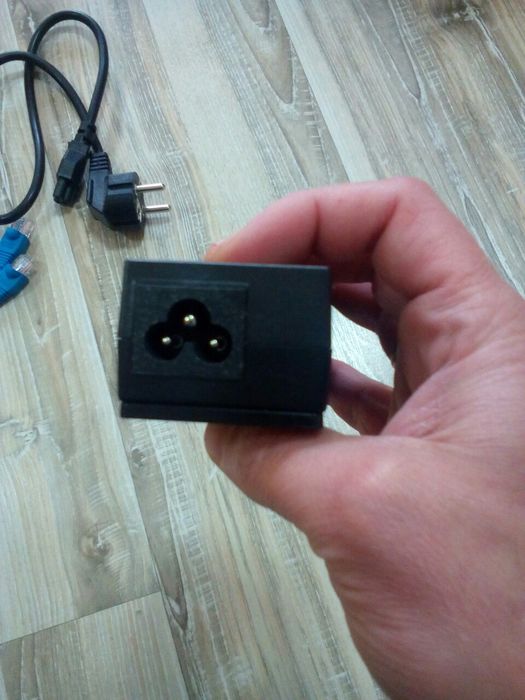 Кабел за Интернет с представка