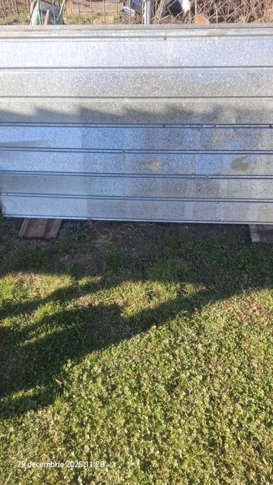 Vand 16 buc tabla zincata folosită