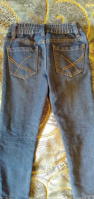 Джинсы детские на мальчика.