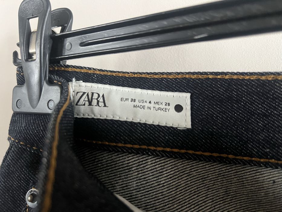 Blugi noi Zara EUR 36