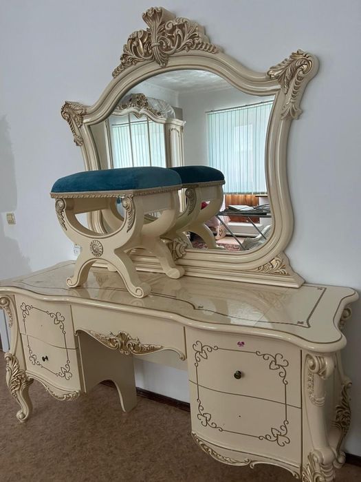 Спальная гарнитура