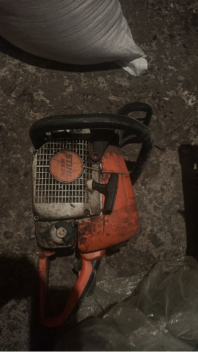 Drujba de piese  nu trimit. Prin curier