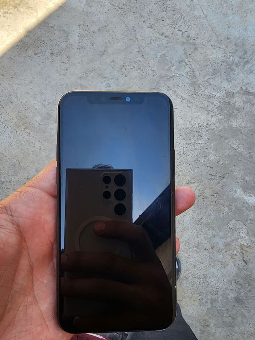iphone 11 pro qora